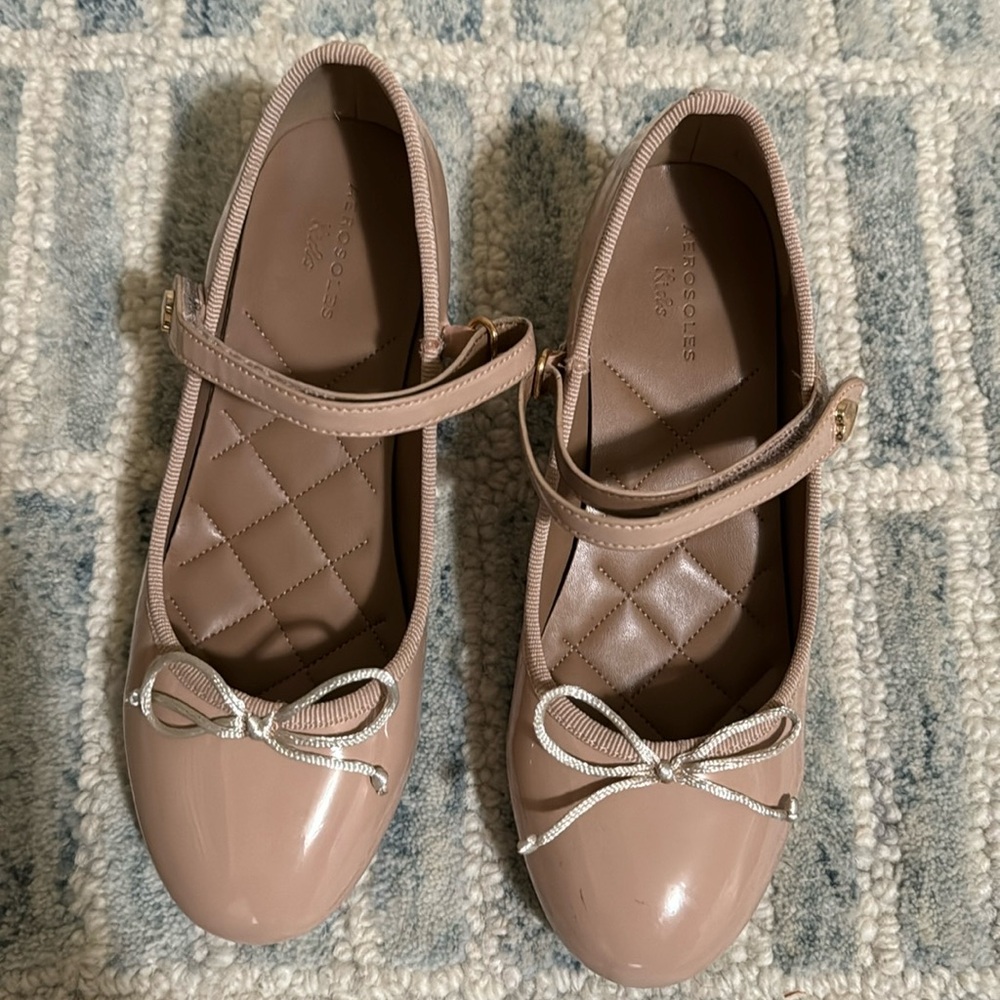 Girls Aerosoles Nude Dress Shoes